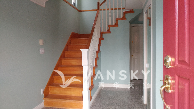 260207213336_b. Foyer 1.jpg